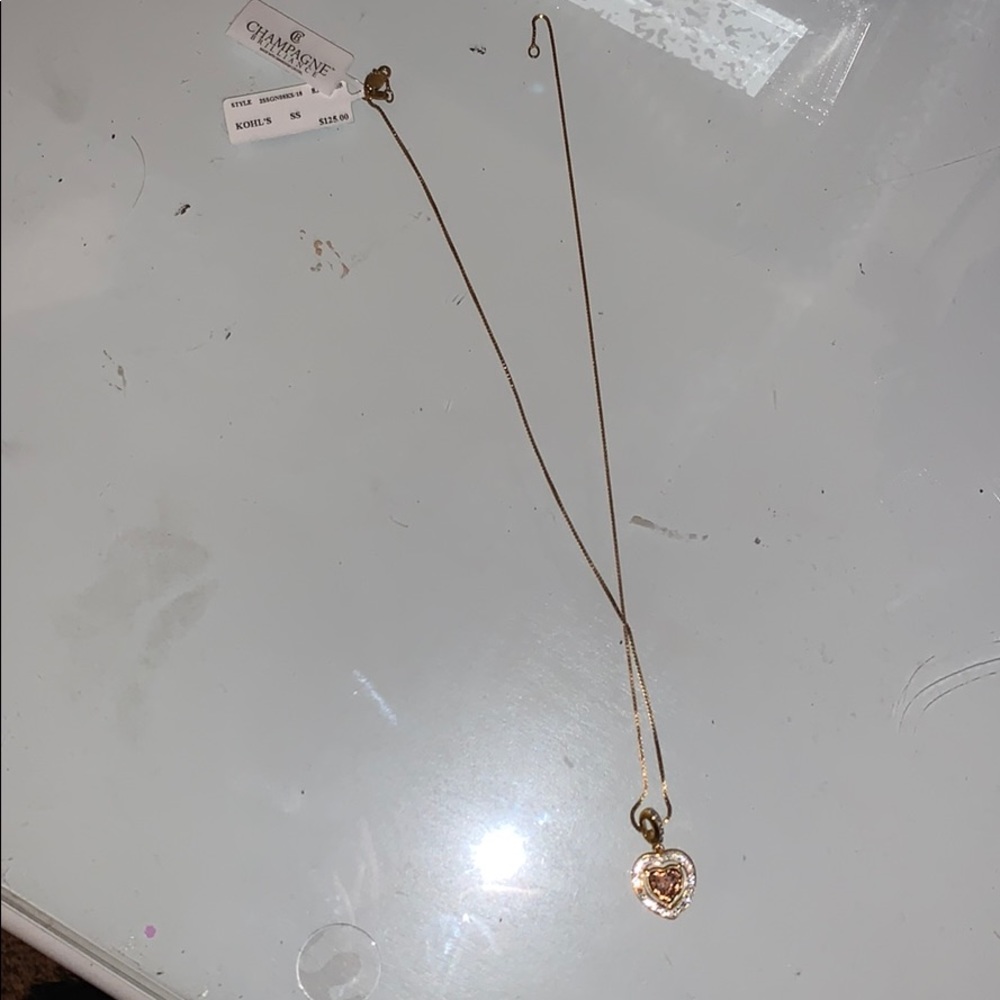 Brand new heart necklace NWT